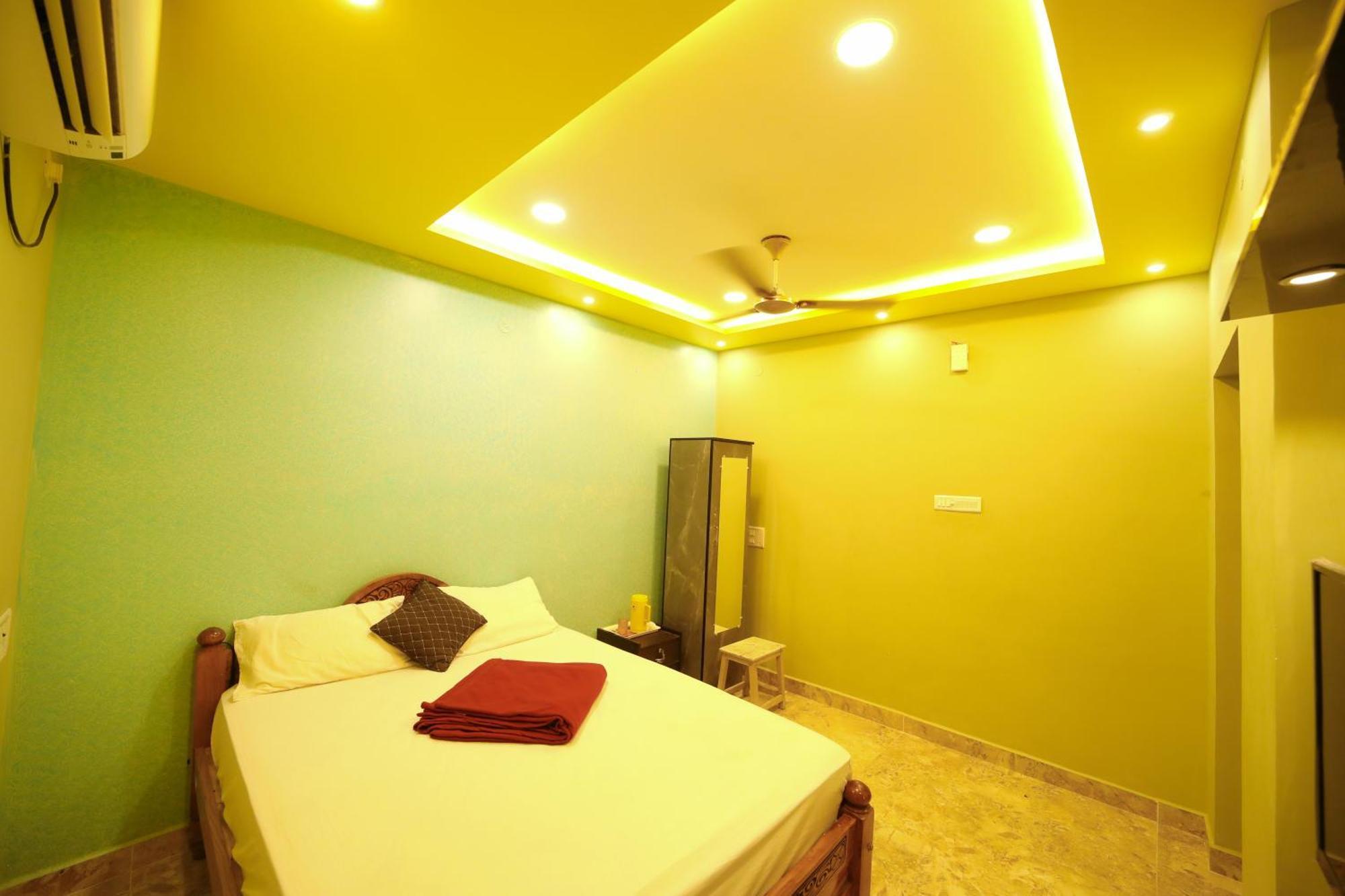 Daylight Stay Madras Buitenkant foto